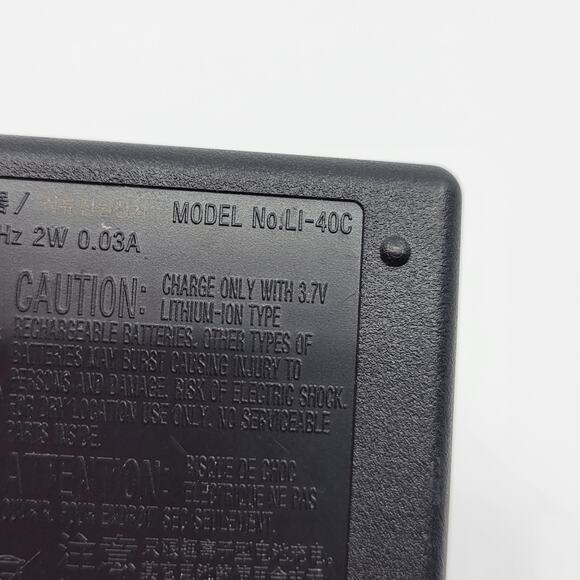 Olympus LI-40C Battery Charger for TG-310 TG310 U700 U710, U720 U720 - Picture 9 of 9